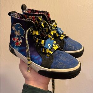 Sonic Kids High-Top Sneakers - Blue and Black